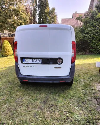 fiat doblo trzebnica Fiat Doblo cena 35000 przebieg: 331235, rok produkcji 2017 z Trzebnica